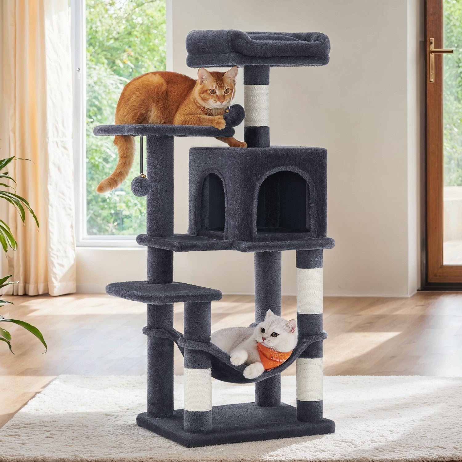 Slanke Krabpaal Met Ligmulde En Speelballen - Voor Kleine Ruimtes - Tot 4 Katten